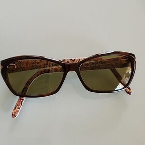 Givenchy Vintage VGV 869 Cat Eye Sunglasses 